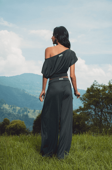 PANTALON AMPLIO CON RECOGIDO EN BOTA