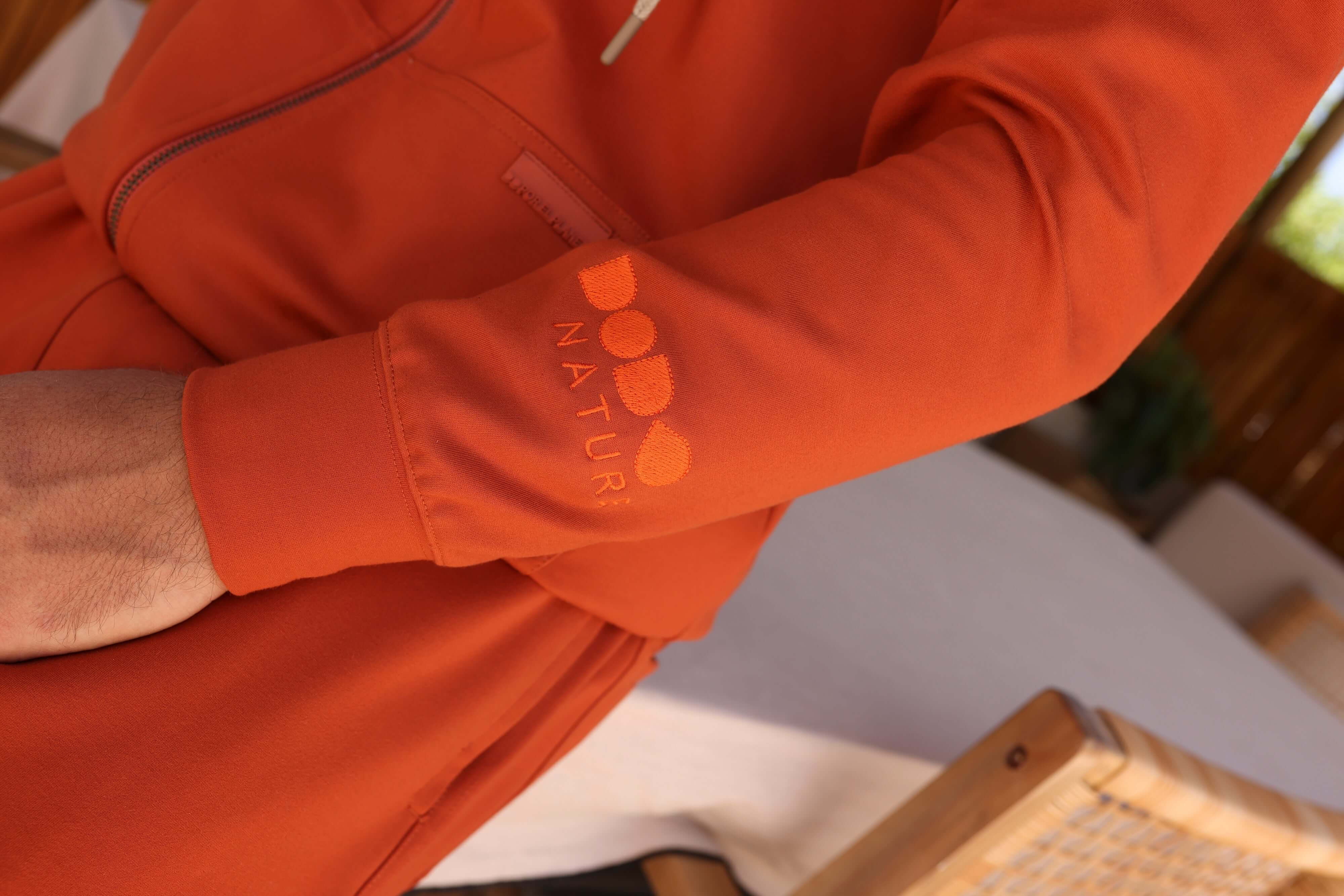HOODIE CON CIERRE UNISEX