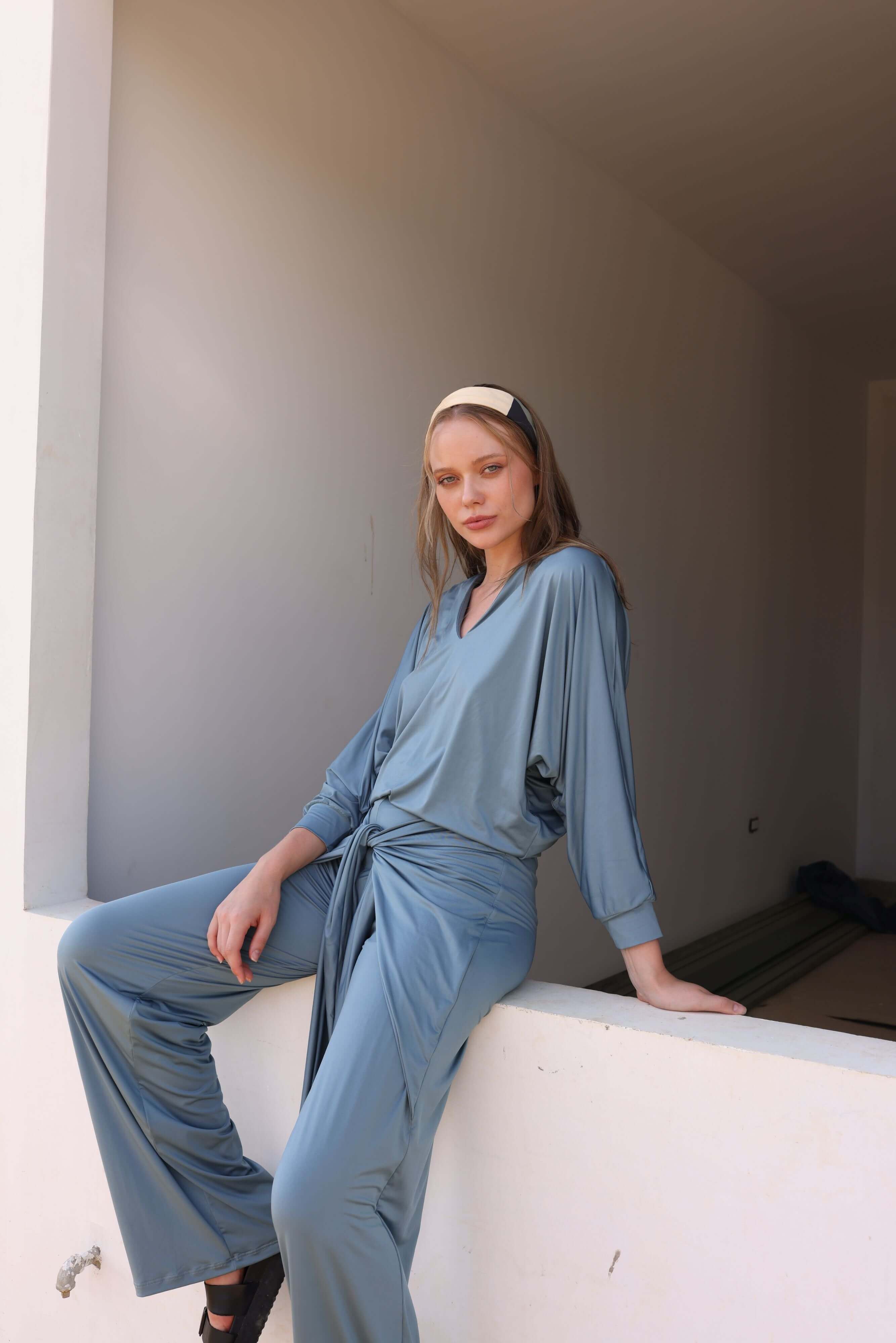 BLUSA CUELLO EN V
