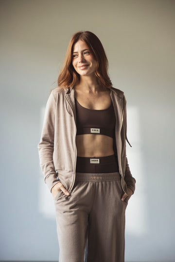 HOODIE TIEMPO LIBRE CON CIERRE