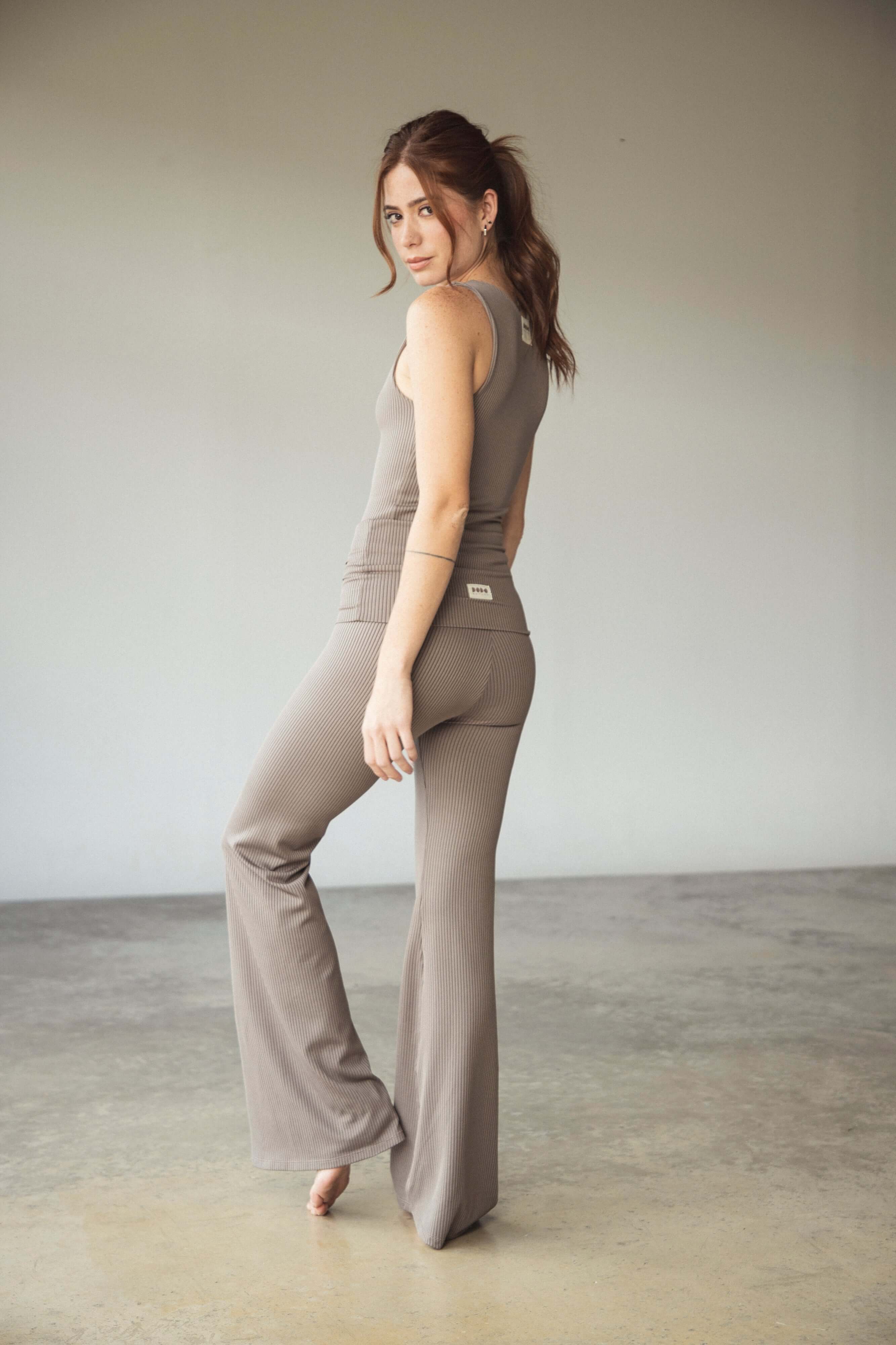 PANTALÓN FLAIRE RIB
