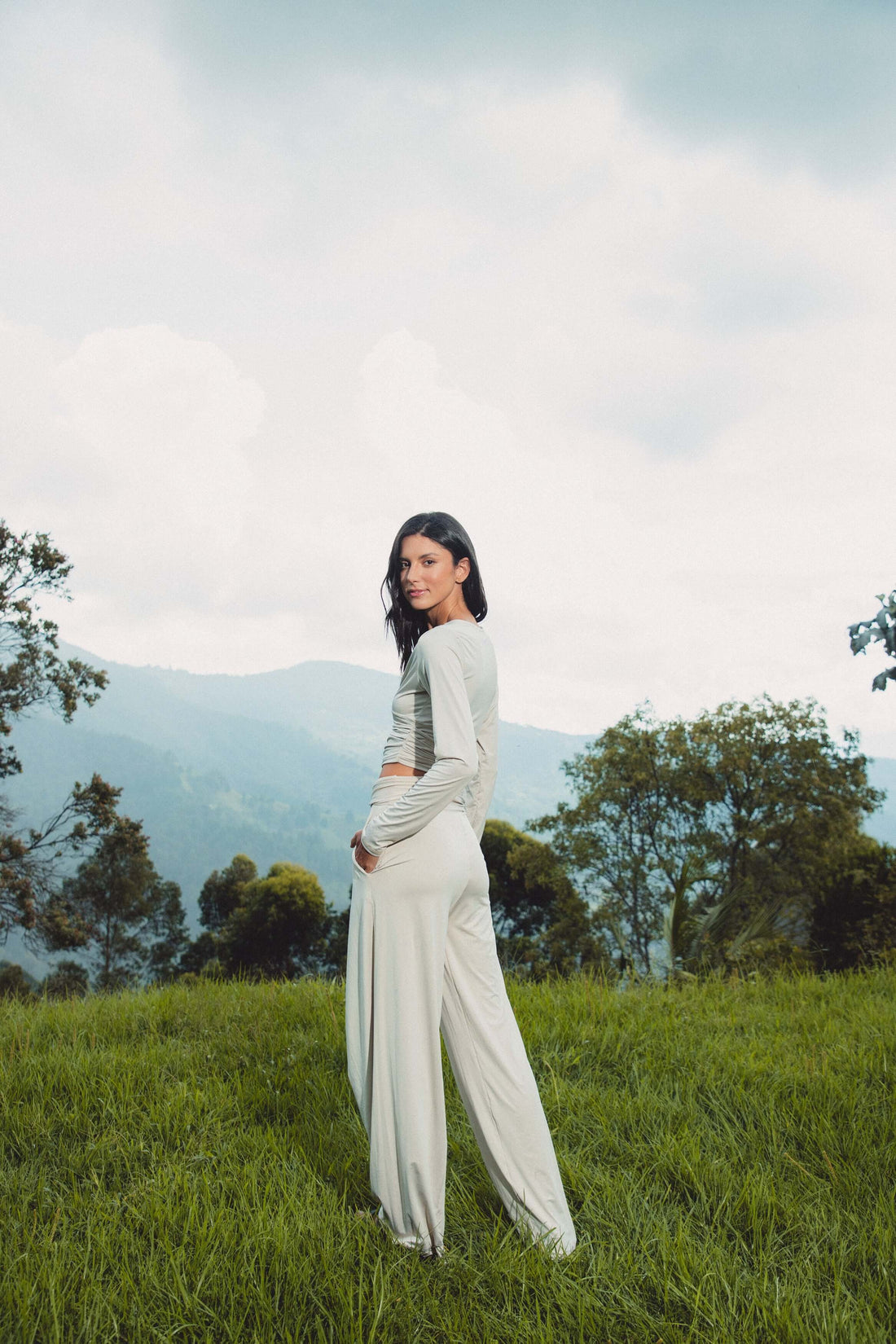 PANTALON CROSSED CON CINTURON