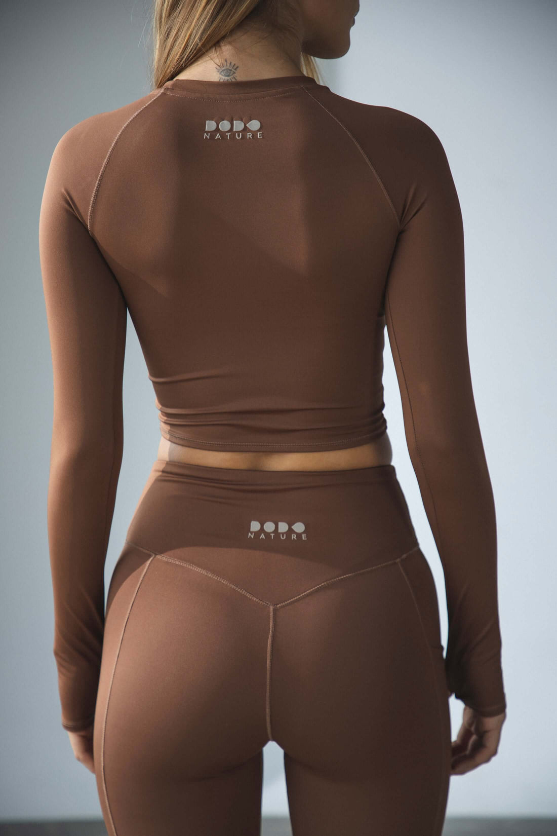 BUZO CROP SOFT TOUCH