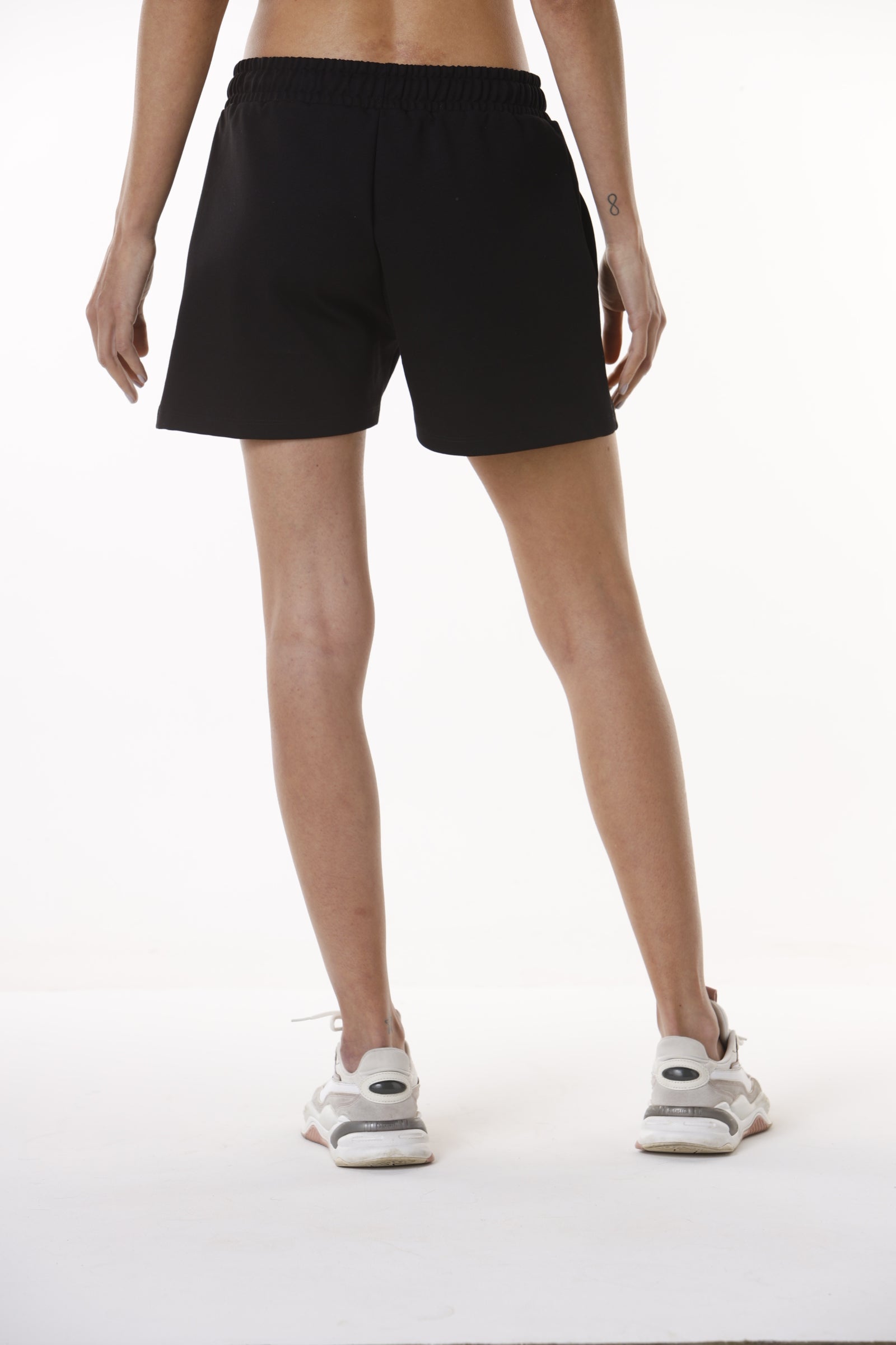 SHORTS TIEMPO LIBRE