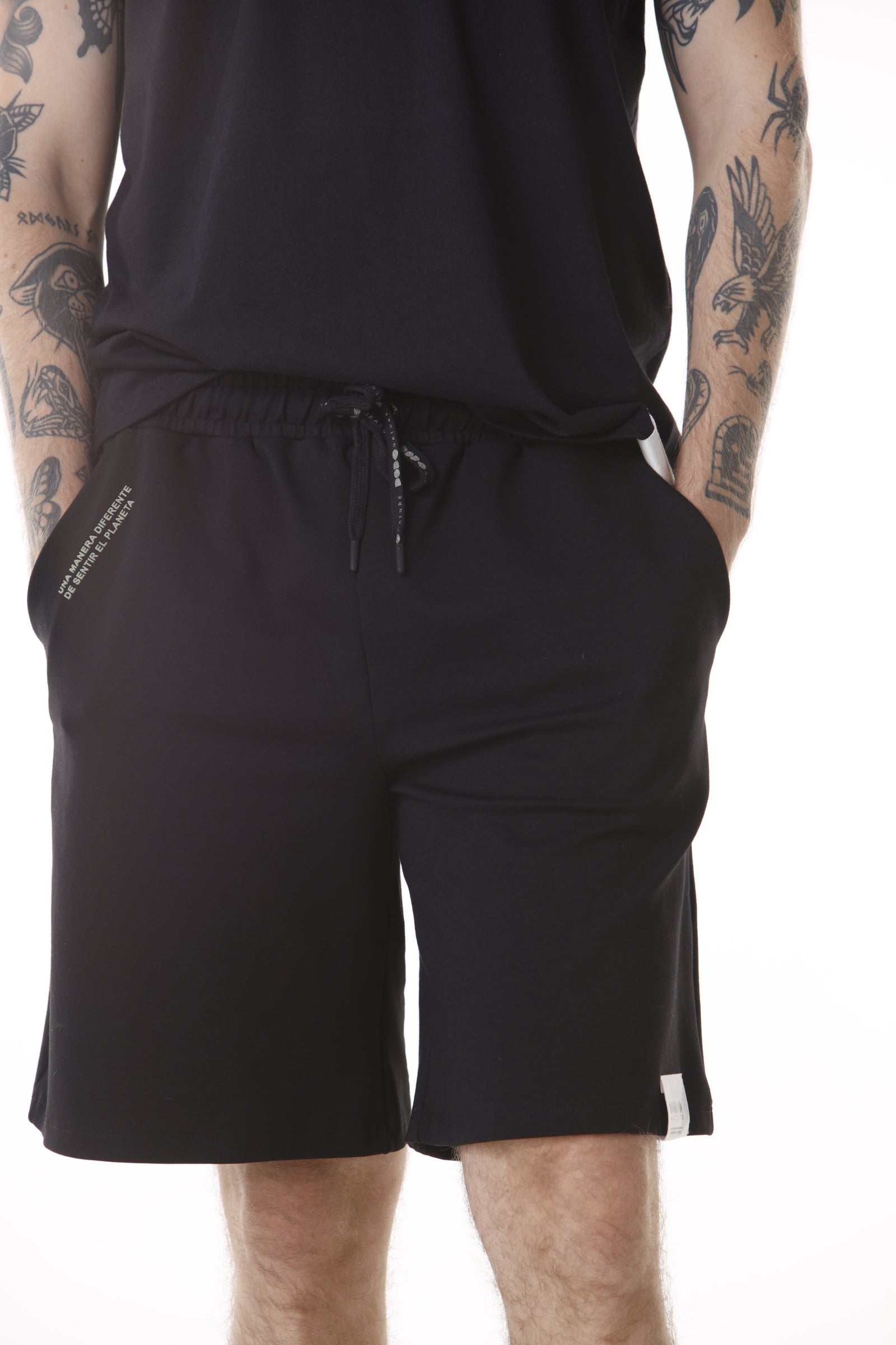 BERMUDA LARGA UNISEX