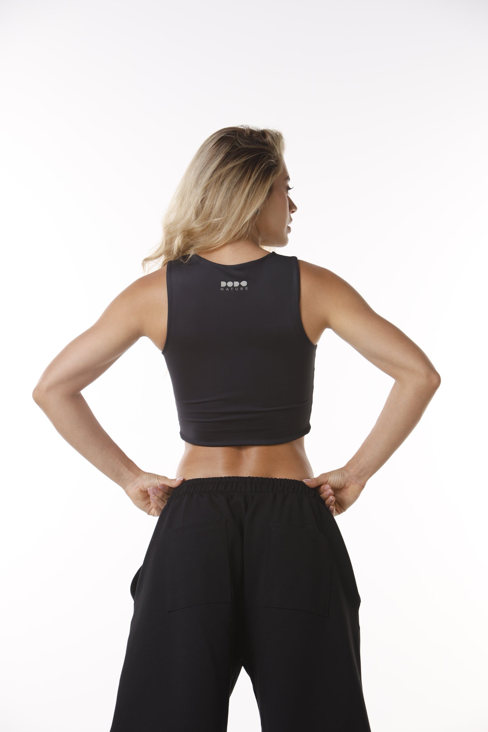 CROP TOP COSTURA FRONTAL