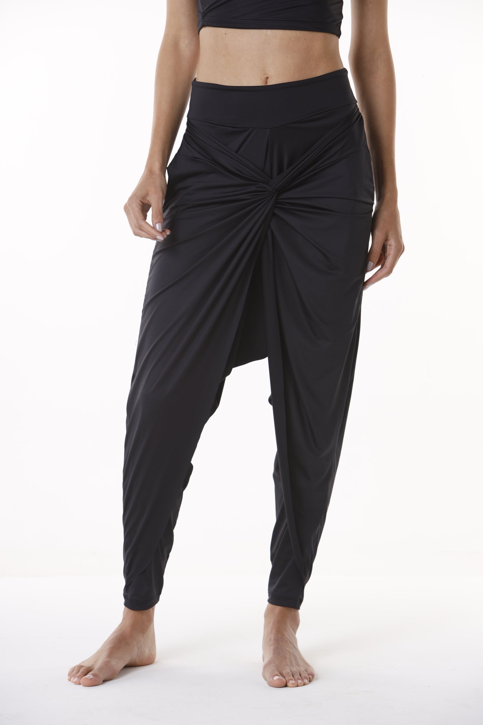 PANTALÓN HAREM CON NUDO