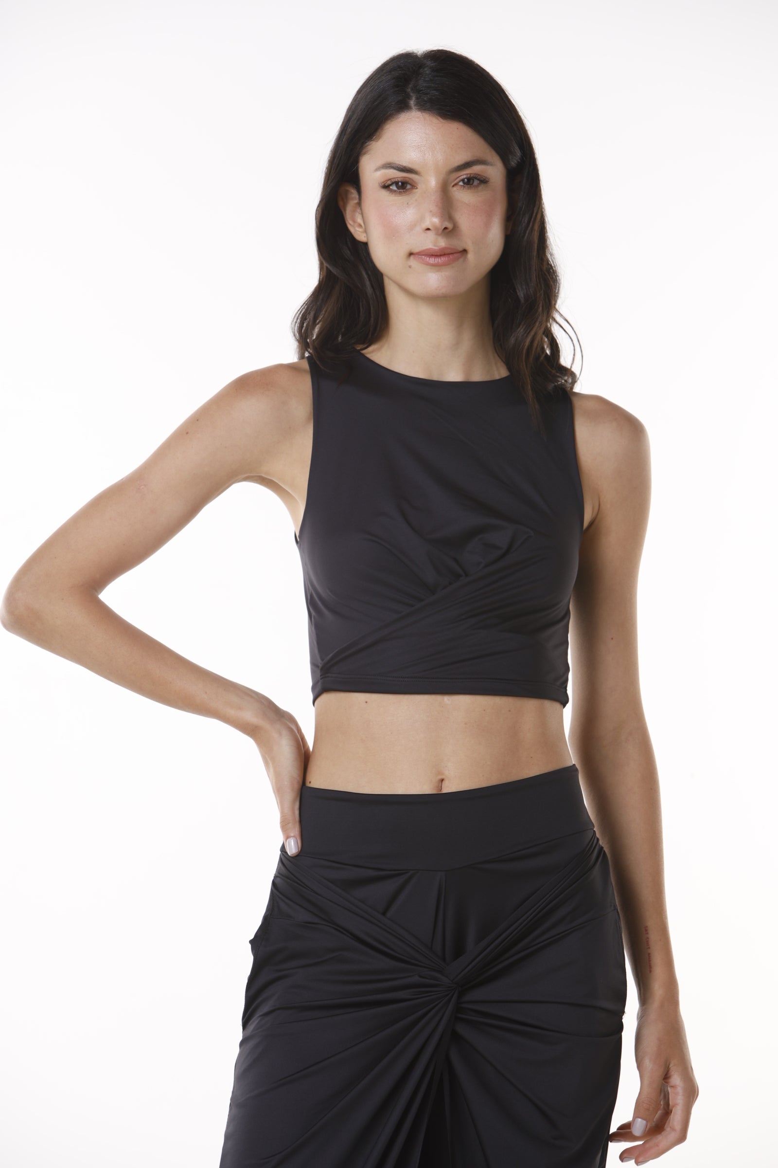 CROP TOP NUDO