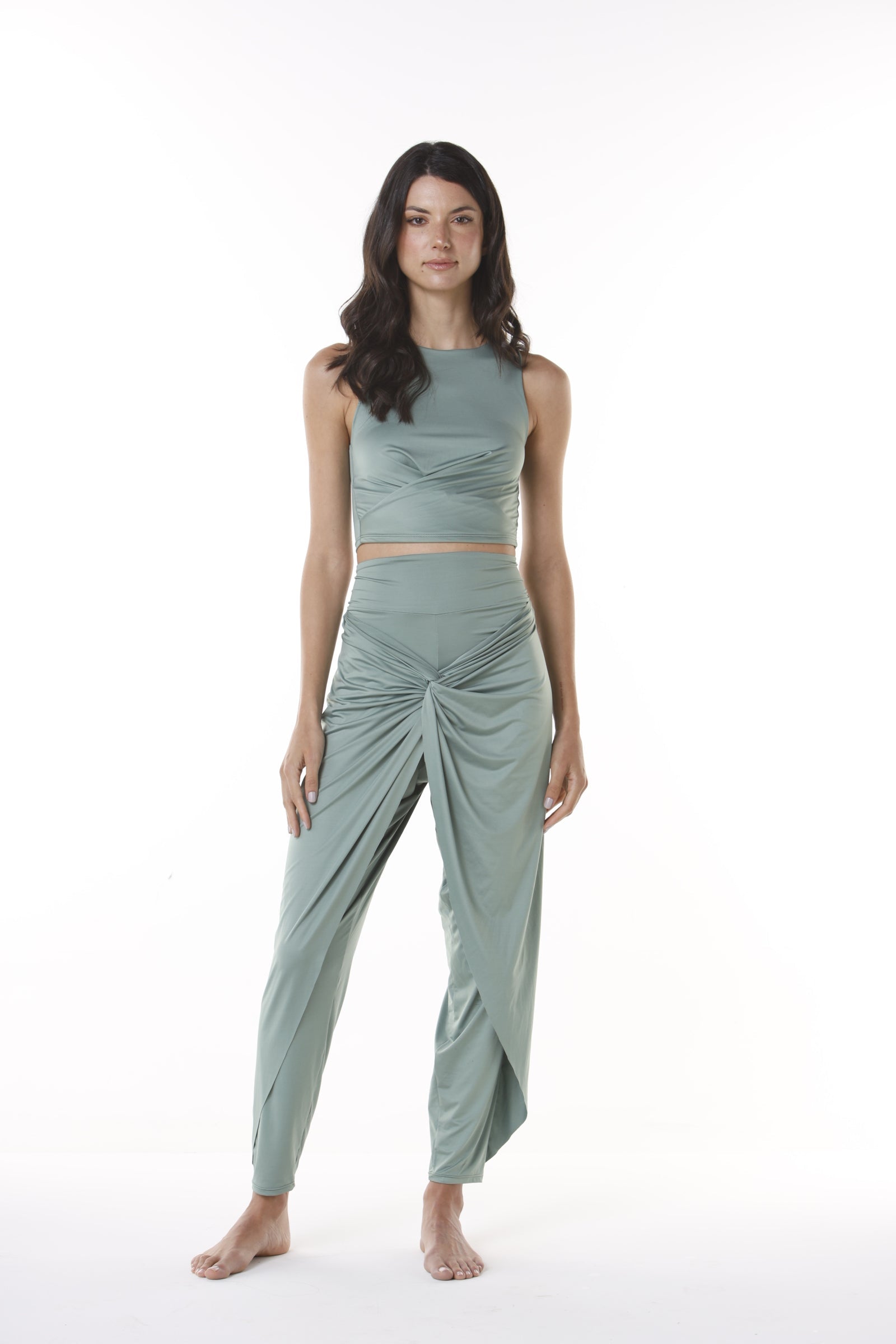 CROP TOP NUDO